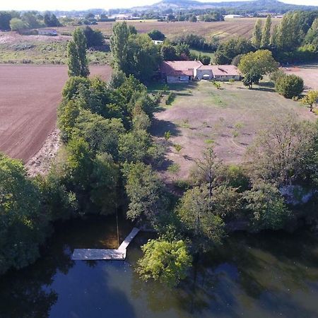 GITE clodeguy Saint-Sylvestre-sur-Lot Exterior foto
