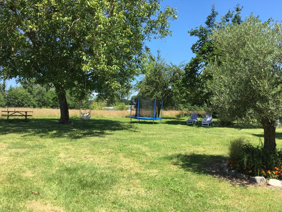 GITE clodeguy Saint-Sylvestre-sur-Lot Exterior foto